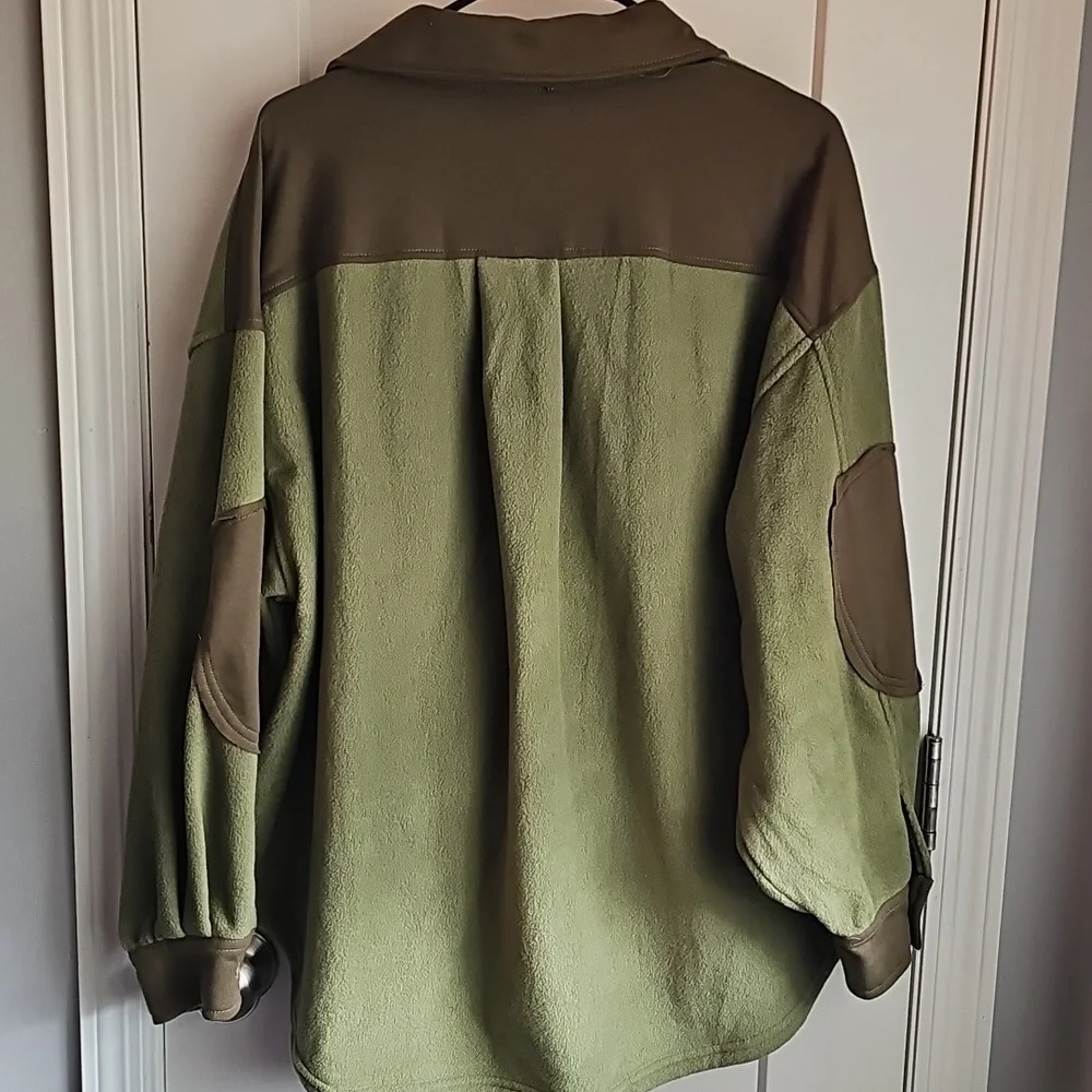Heyson Womens sz S/M nwts Oversized shacket. Greens, Fleece!